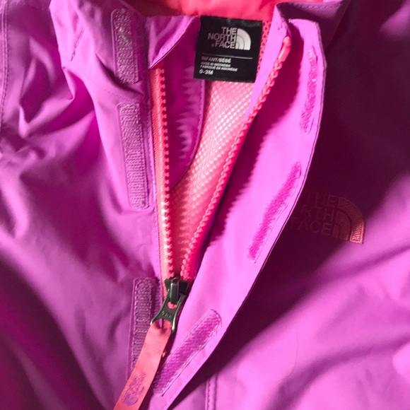Babygirl NORTH FACE spring coat. - Picture 5 of 8